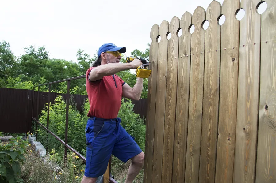 Preventing Future Damage With Proper Fence Maintenance Exeter, CA Preventing Future Damage With Proper Fence Maintenance Exeter, CA